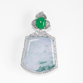 18K GOLD EMERALD PENDANT