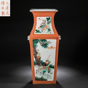 Chinese Qing Dynasty Guangxu period square vase with open window and story pattern