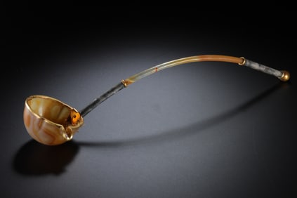 Agate-wrapped gold spoon from the Liao Dynasty, China