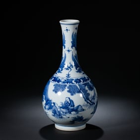 Chinese Qing Dynasty Blue and White Figure Story Pattern Long Neck Vase