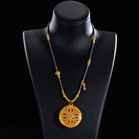 Chinese Tang Dynasty Pure Gold Compass Necklace