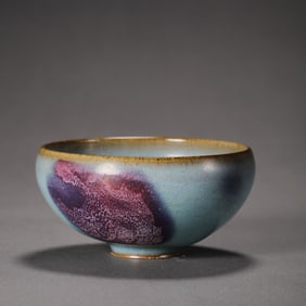 China Northern Song Dynasty Jun kiln sky blue glaze hanging red cup