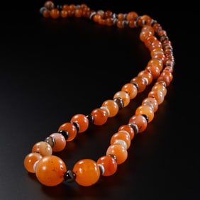 Achaemenid onyx necklace