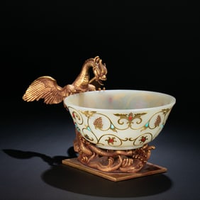 Chinese Han Dynasty Gilded Bronze Dragon Handle Jade Bowl Inlaid with Gemstones