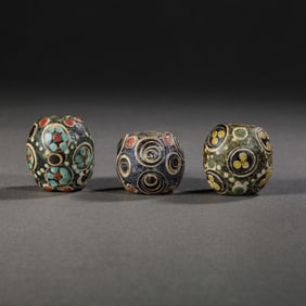 A set of Chinese Han Dynasty dragonfly eye glass beads