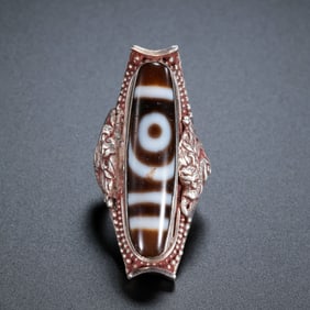 Pure Dzi Bead Ring from the Tang Dynasty