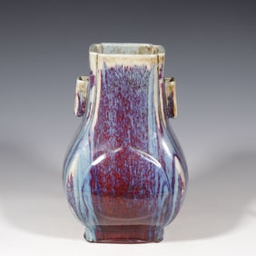 Chinese Qing Tongzhi period kiln-changed glaze pierced ear vase