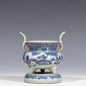 China Ming Dynasty Wanli Period Blue and White Figure Story Tripod Burner