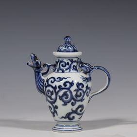 Chinese Ming Dynasty Blue and White Dragon Head Ewer
