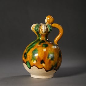 Chinese Tang Dynasty tri-color gourd pot