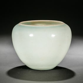 Chinese Southern Song Dynasty Hutian kiln green glaze bowl