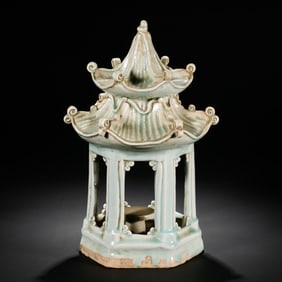 Chinese Southern Song Dynasty Hutian Kiln Green Glaze Tower