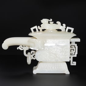 Chinese Qing Dynasty Hetian white jade phoenix head ring ear goblet