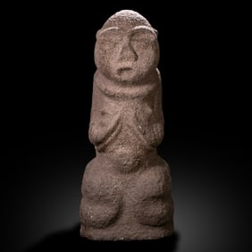 Stone Figures of Hongshan Culture during the Hongshan Period in China