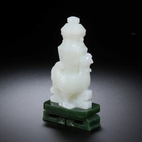 Chinese Qing Dynasty Hetian White Jade Covered Vase