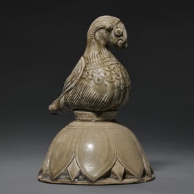 Chinese Sui Dynasty Xiangzhou Kiln Celadon Bird-shaped Vase