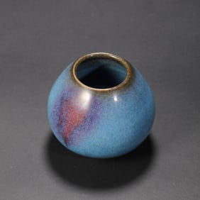 Chinese Northern Song Dynasty Jun kiln sky blue glaze hanging red chicken heart jar