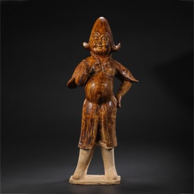 Yellow-glazed coiled-body glaze standing figure, Tang Dynasty, China