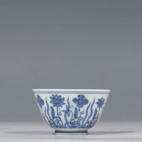 Blue and white flower pattern cup from the Chenghua period of the Ming Dynasty, China