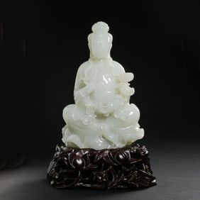 Chinese Qing Dynasty Hetian White Jade Seated Guanyin