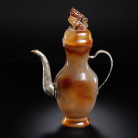 Chinese Qing Dynasty Agate Ewer