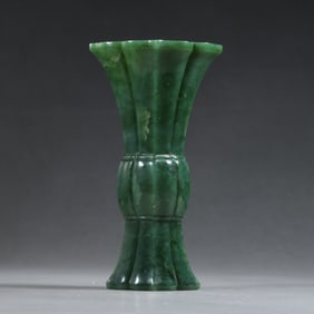 Chinese Qing Dynasty Hetian Jade Flower Vase