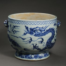 Chinese Ming Dynasty Blue and White Dragon Pattern Double-Pavé Urn