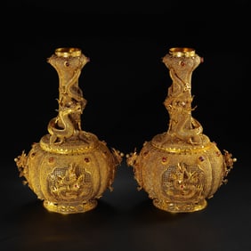 A pair of Chinese Qing Dynasty gilt silver dragon-patterned flasks