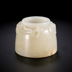 Chinese Qing Dynasty Hetian white jade water drop with dragon pattern