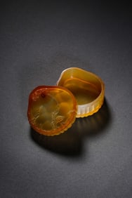 Chinese Qing Dynasty Agate Lid Box