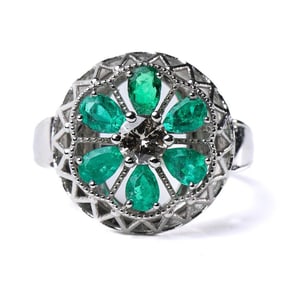 RETRO period, emerald ring