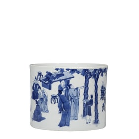 Chinese Qing Dynasty Kangxi period blue and white character story brush holder
