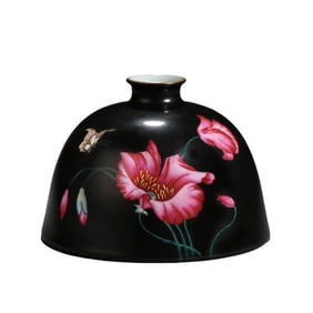 Chinese Qing Dynasty Yongzheng Period Black Ground Famille Rose Flower Pattern Vase