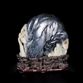 Chinese Qing Dynasty Hetian Jade Blue and White Mountain Shaped Ornament