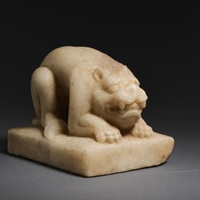 Chinese Tang Dynasty white marble auspicious beasts