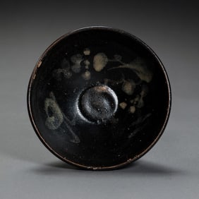 Chinese Southern Song Dynasty Jizhou Kiln Paper-cut Pattern Cup