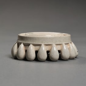 White porcelain water-drop inkstone from Gongxian kiln, Tang Dynasty, China
