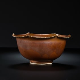 Chinese Song Dynasty Red Glaze Flower Mouth Cup