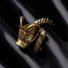 Victorian gold ring