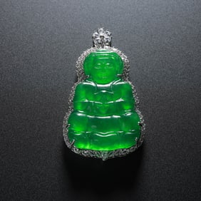 Chinese Qing Dynasty Jade Jewelry Guanyin Pendant