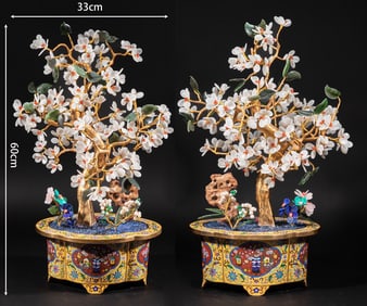 A pair of enamel-painted bonsai inlaid with various treasures from the Qianlong period of the Qing
