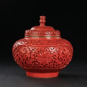 Chinese Qing Dynasty carved red flower pattern jar