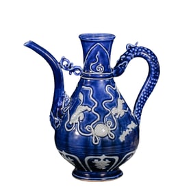 Chinese Qing Dynasty blue glaze pot