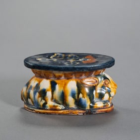Chinese Tang Dynasty Tri-color Hanging Basket Rabbit Pillow
