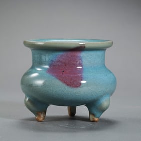 China Northern Song Dynasty Jun kiln sky blue glaze hanging red tripod censer