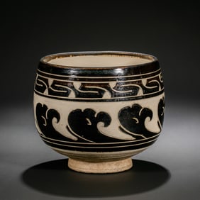 Chinese Northern Song Dynasty Cizhou kiln black glaze carved wave pattern bowl