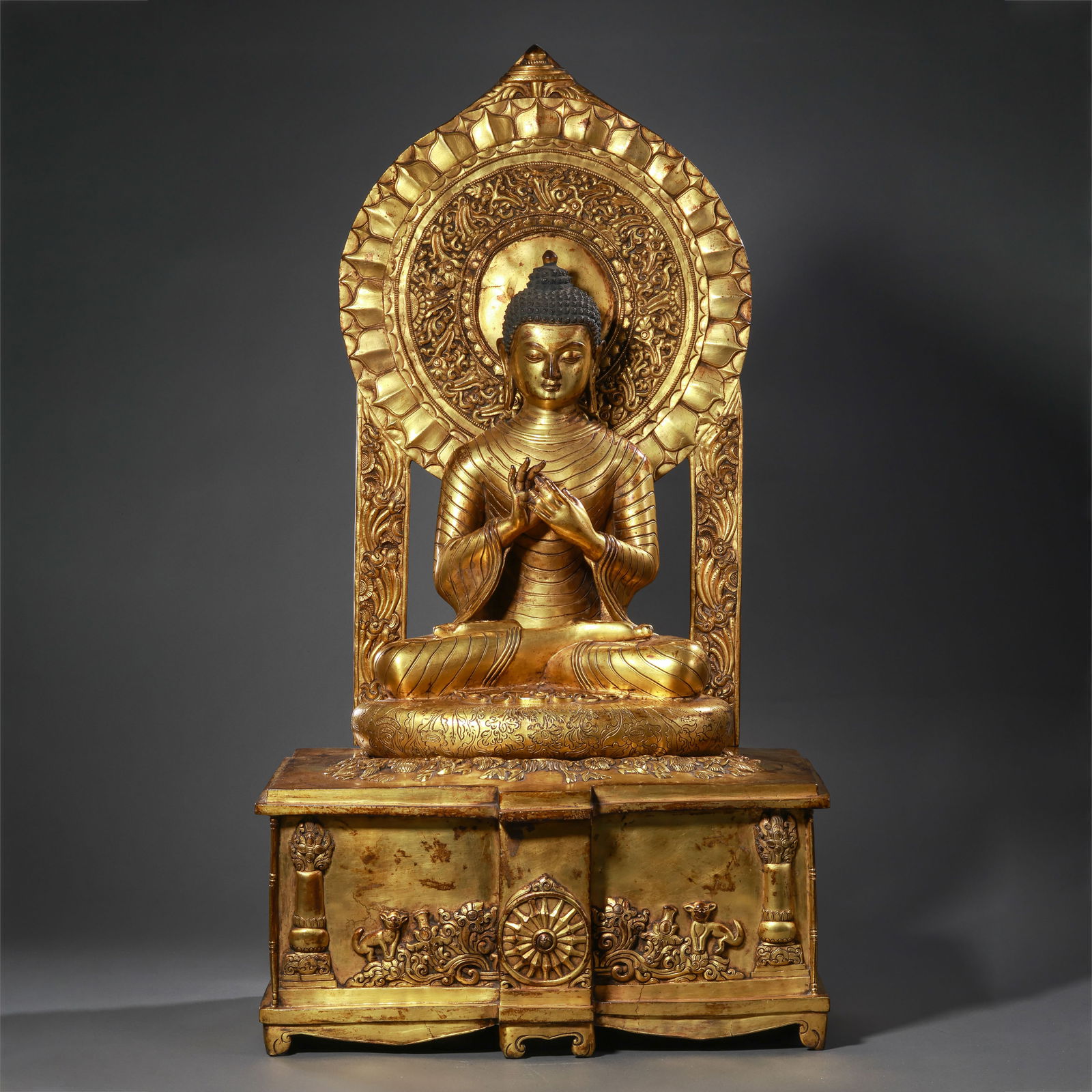 Chinese Ming Dynasty Gilt Bronze Seated Buddha (1 of 12)