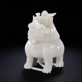 Chinese Qing Dynasty Hetian White Jade Lion Incense Burner