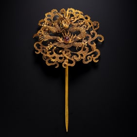 Chinese Qing Dynasty Pure Gold Inlaid Gemstone Hairpin