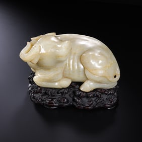 Chinese Qing Dynasty Hetian Jade Ox